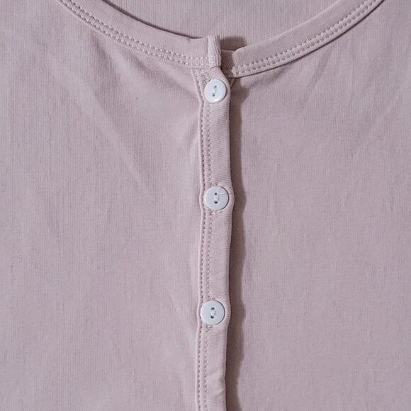 Romwe Pink Cropped Roundneck Short Sleeve Button-Down Shirt - Picture 8 of 10